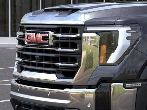 New 2026 GMC Sierra 2500 SLE image 13
