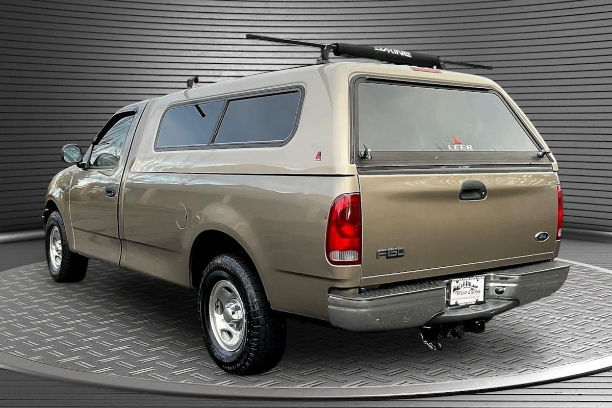 Used 2003 Ford F150 XL RWD image 4