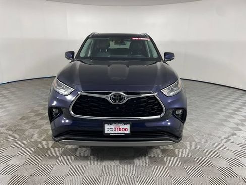 Used 2023 Toyota Highlander Platinum AWD/4WD image 25
