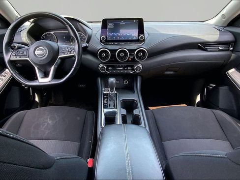 Used 2022 Nissan Sentra SV w/ All-Weather Package FWD image 5