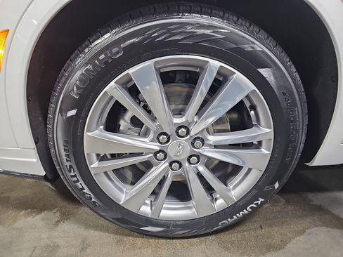 Used 2023 Cadillac XT6 Premium Luxury image 34