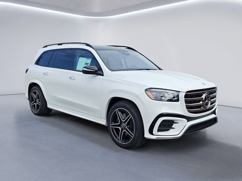 New 2026 Mercedes-Benz GLS 450 4MATIC image 2