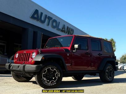Used 2013 Jeep Wrangler Unlimited Rubicon w/ Connectivity Group