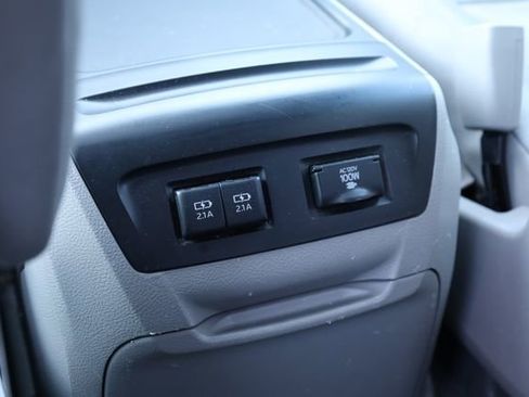 Used 2020 Toyota Sienna XLE Premium image 32