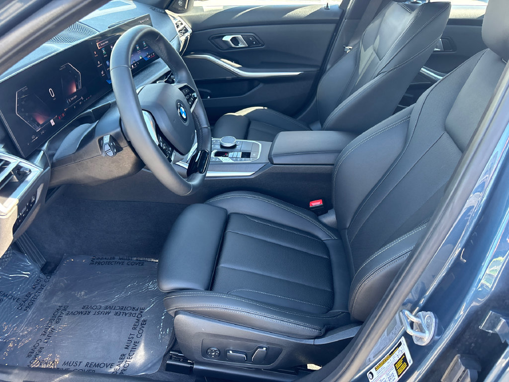 Used 2026 BMW 330i Sedan w/ Premium Package RWD image 24