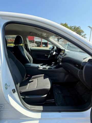 Used 2023 Nissan Sentra SV FWD image 11