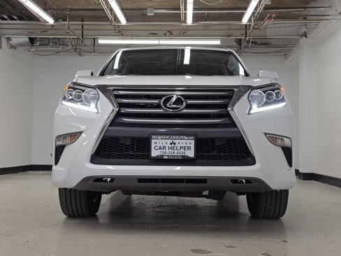 Used 2015 Lexus GX 460 AWD/4WD image 3