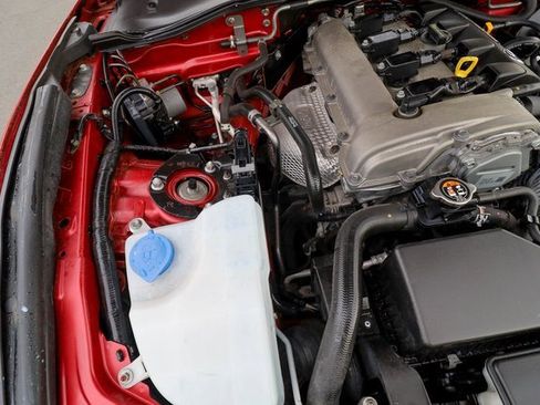 Used 2016 MAZDA MX-5 Miata Sport image 26