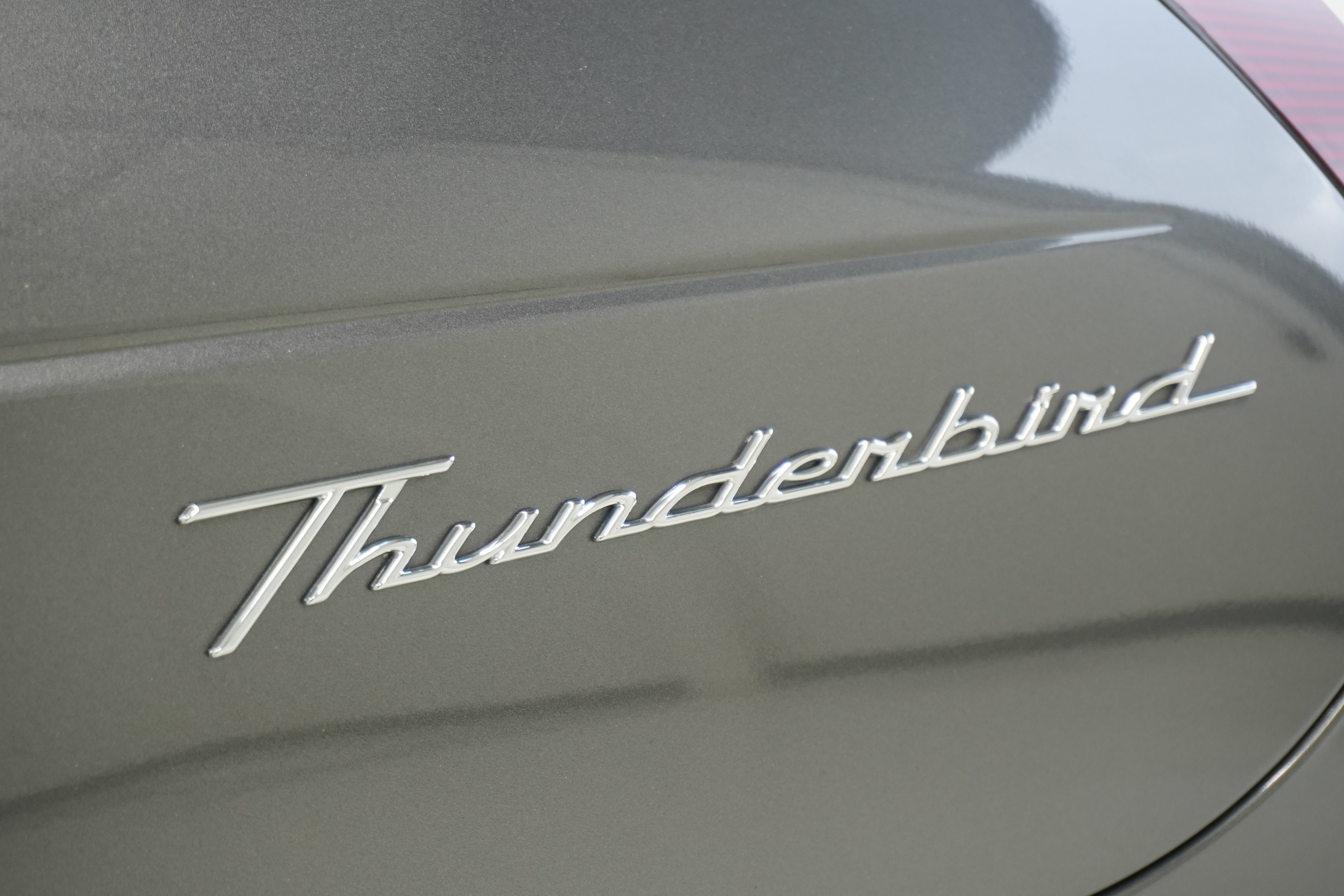 Used 2003 Ford Thunderbird RWD image 8