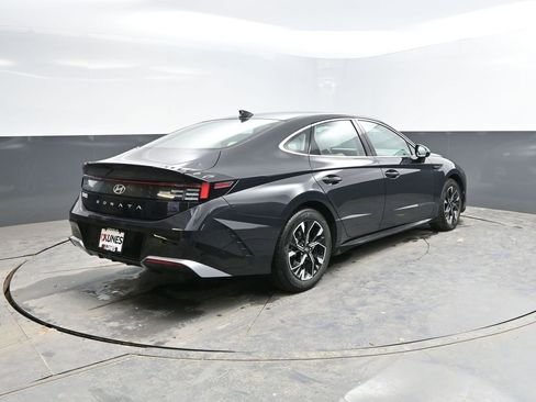 Used 2025 Hyundai Sonata SEL FWD image 8