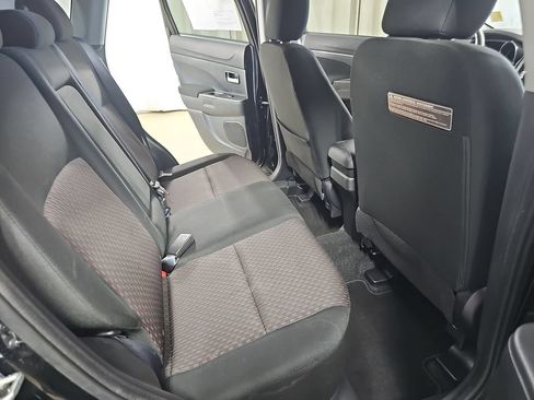 Used 2018 Mitsubishi Outlander Sport LE AWD/4WD image 14