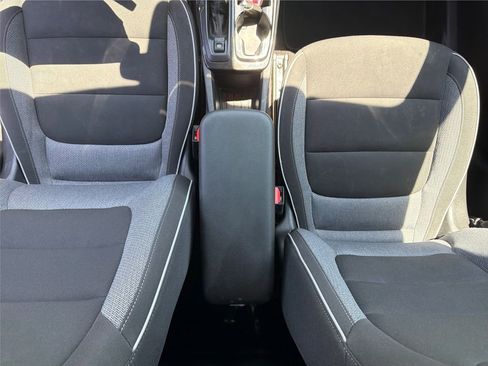 Used 2023 Chevrolet TrailBlazer LT w/ Convenience Package FWD image 12