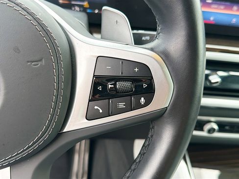 Used 2025 BMW X6 xDrive40i w/ Premium Package image 39