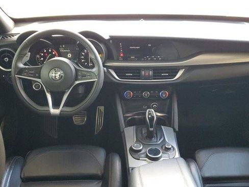 Used 2018 Alfa Romeo Stelvio Ti Sport image 20