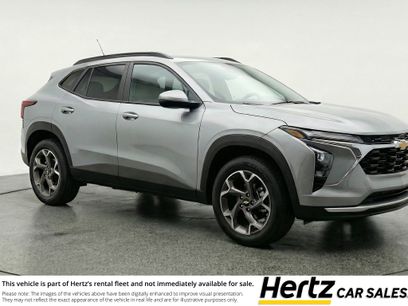 Used 2025 Chevrolet Trax LT w/ LT Convenience Package