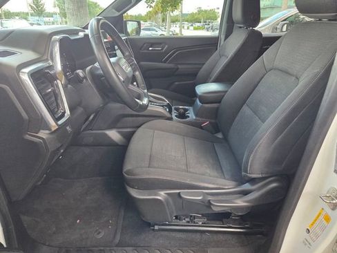 Used 2023 GMC Canyon Elevation w/ Convenience Package RWD image 4