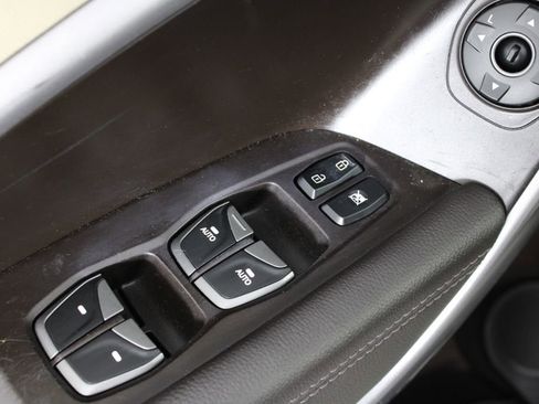 Used 2015 Hyundai Santa Fe Sport 2.0T w/ Option Group 05 image 21