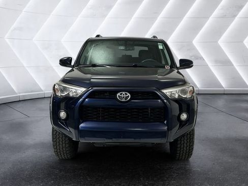 Used 2019 Toyota 4Runner SR5 Premium image 2