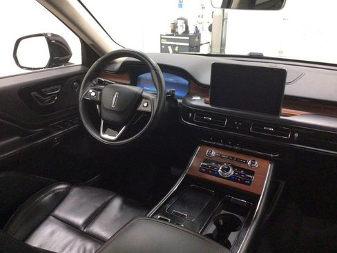 Used 2021 Lincoln Aviator Reserve w/ Elements Package Plus image 23