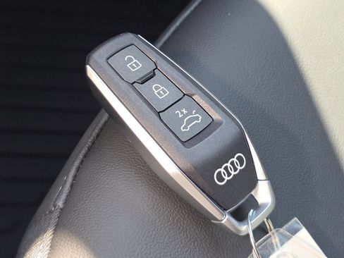 Used 2026 Audi Q5 Premium w/ Convenience Package AWD/4WD image 34