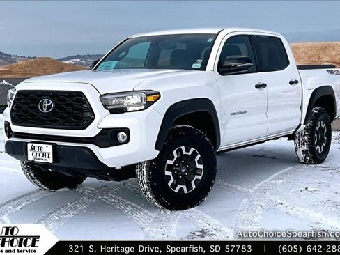 Used 2023 Toyota Tacoma TRD Off-Road image 1