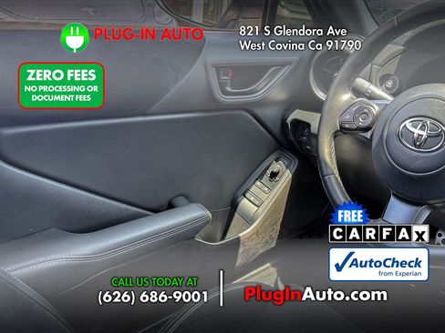 Used 2023 Toyota GR86 Premium RWD image 12