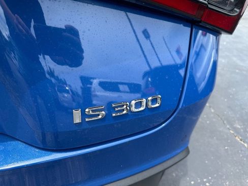 Used 2024 Lexus IS 300 w/ Comfort Package RWD image 29