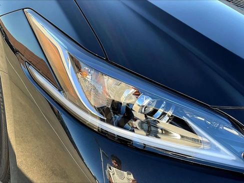 New 2025 Lexus ES 350 w/ Premium Package image 13