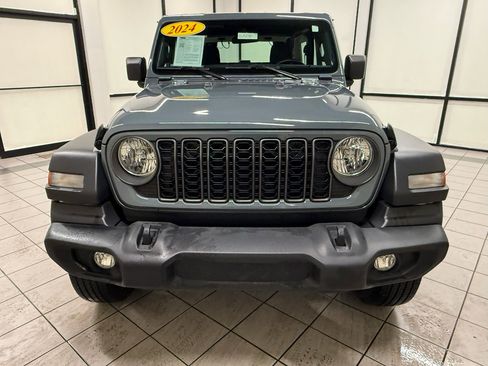 Used 2024 Jeep Wrangler Sport AWD/4WD image 11