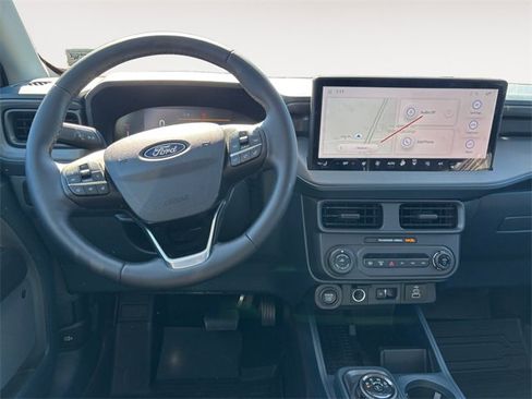 New 2025 Ford Maverick Lariat w/ Black Appearance Package image 12