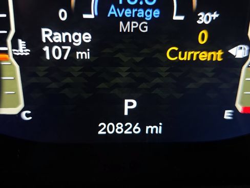 Used 2024 Jeep Wrangler Unlimited Sahara w/ Technology Group AWD/4WD image 22