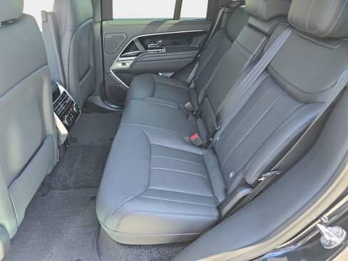 New 2026 Land Rover Range Rover SE AWD/4WD image 16