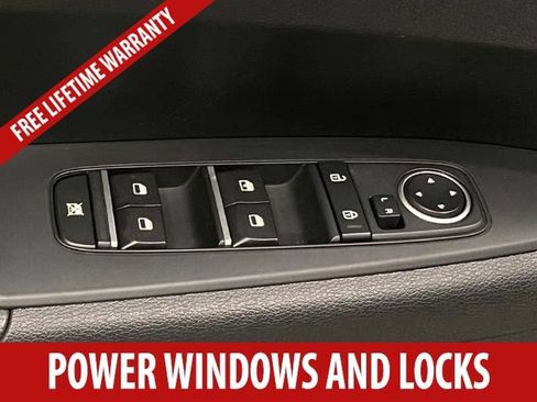 Used 2024 Kia Forte LXS FWD image 7