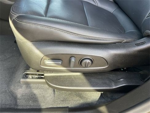 Certified 2023 Chevrolet Traverse LT w/ LPO, Floor Liner Package image 14