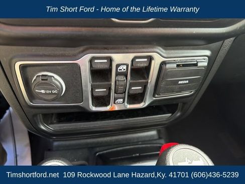 Used 2021 Jeep Wrangler Unlimited Sport AWD/4WD image 13