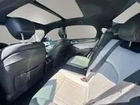 Used 2019 Genesis G80 3.3T Sport RWD image 15