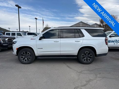 Used 2022 Chevrolet Tahoe Z71 w/ Luxury Package AWD/4WD image 3