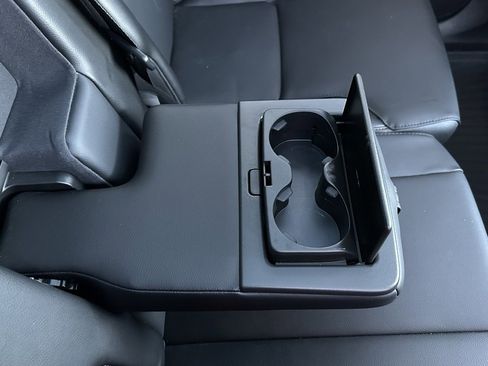 Used 2023 Volvo XC90 B5 Core w/ Protection Package Premier image 22