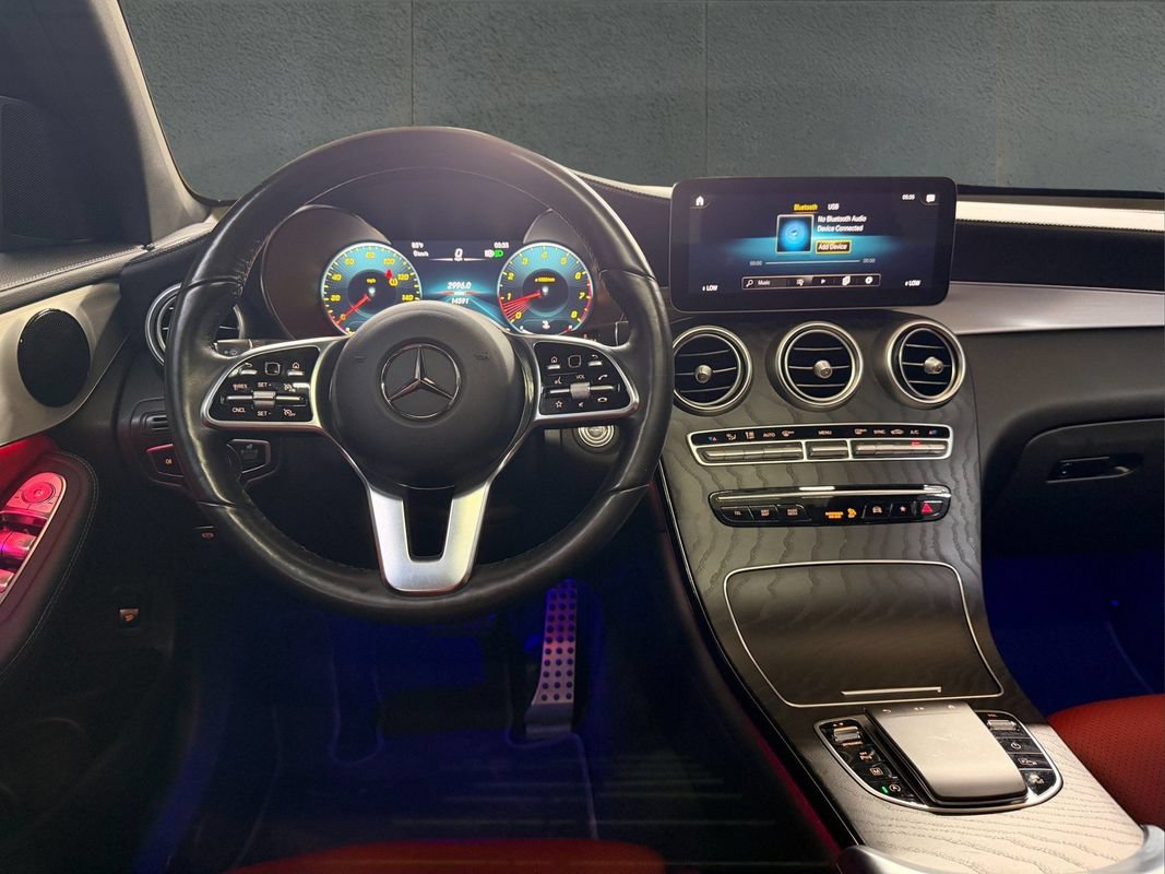 Used 2023 Mercedes-Benz GLC 300 4MATIC Coupe image 31