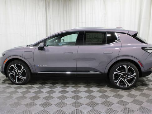 New 2026 Chevrolet Equinox EV LT image 37