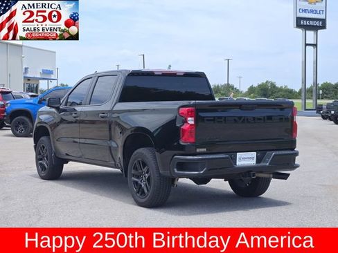 Used 2025 Chevrolet Silverado 1500 Custom Trail Boss w/ Turbomax Blackout Package AWD/4WD image 5