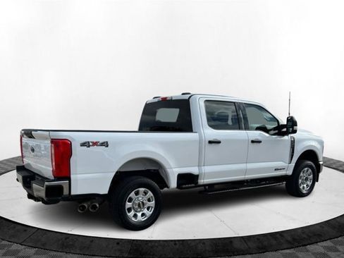 Used 2024 Ford F250 XLT image 5
