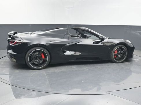 Used 2021 Chevrolet Corvette Stingray Premium Conv w/ Z51 Performance Package RWD image 6