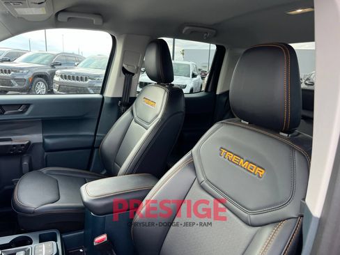 Used 2026 Ford Maverick Tremor AWD/4WD image 27