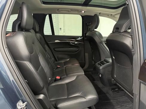 Used 2019 Volvo XC90 T6 Momentum w/ Advanced Package AWD/4WD image 16