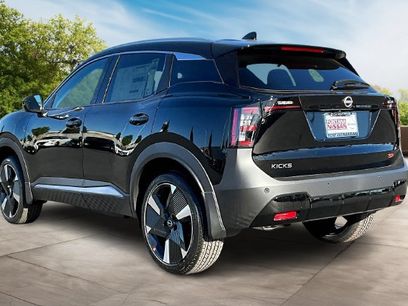 New 2026 Nissan Kicks SR