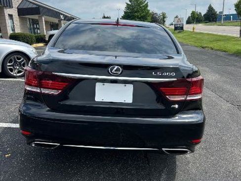 Used 2014 Lexus LS 460 AWD w/ F Sport Package image 4