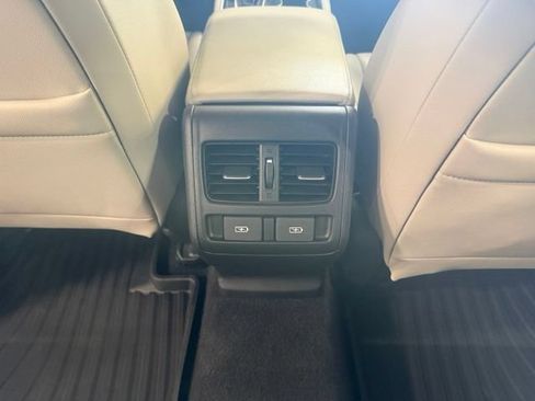 Used 2022 Honda Accord EX-L image 22