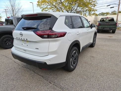 New 2026 Nissan Rogue SV image 9