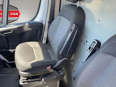 Used 2019 RAM ProMaster 1500 w/ Interior Convenience Group FWD image 13